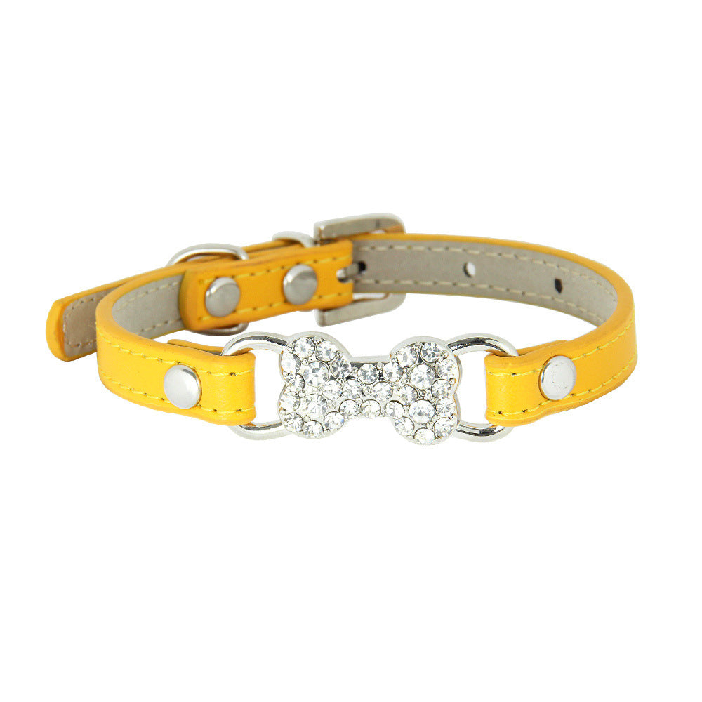 Laisse pour chat mignon avec collier pour animal de compagnie orné d'un os en diamant cristal