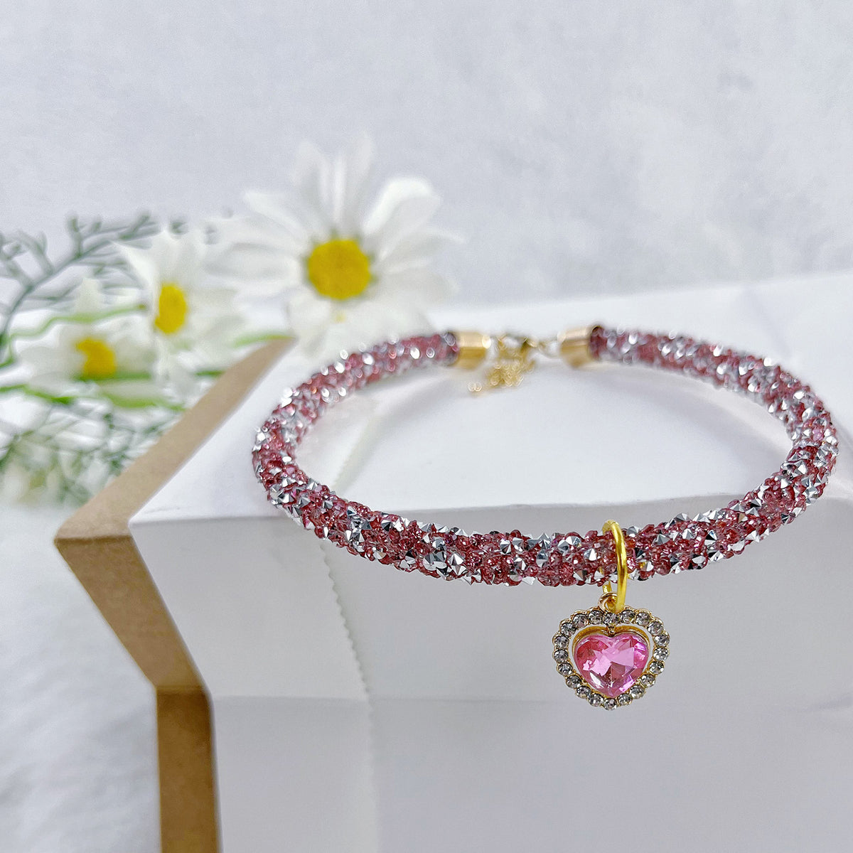 Collier pour chat avec pendentif cœur à bijoux, strass réfléchissants pour fête