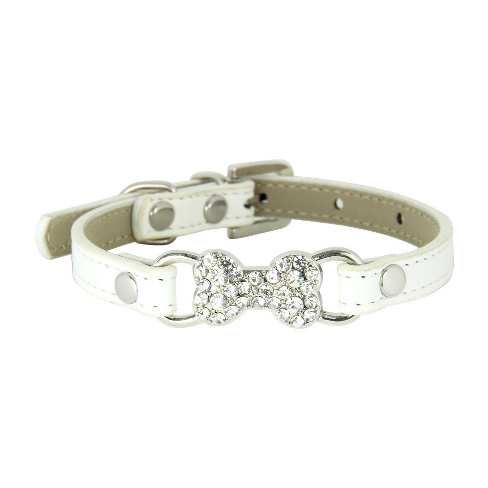 Laisse pour chat mignon avec collier pour animal de compagnie orné d'un os en diamant cristal